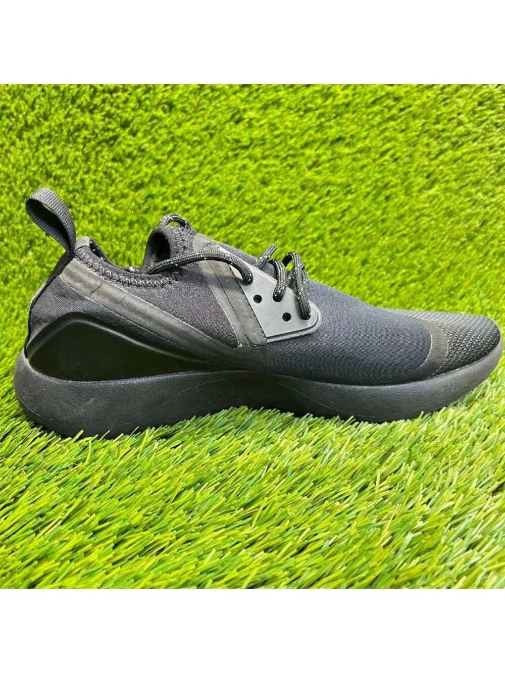 Nike please review